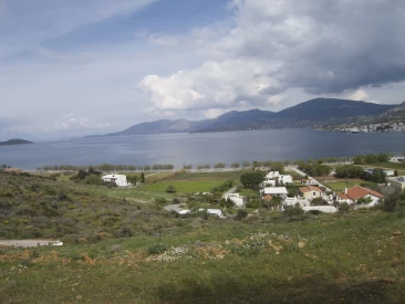 Οικοπεδο εκτοσ σχεδιου